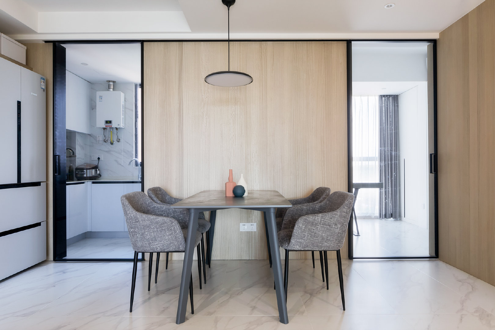 玄關(guān)裝修效果圖,復(fù)式樓裝修攻略你了解了嗎？