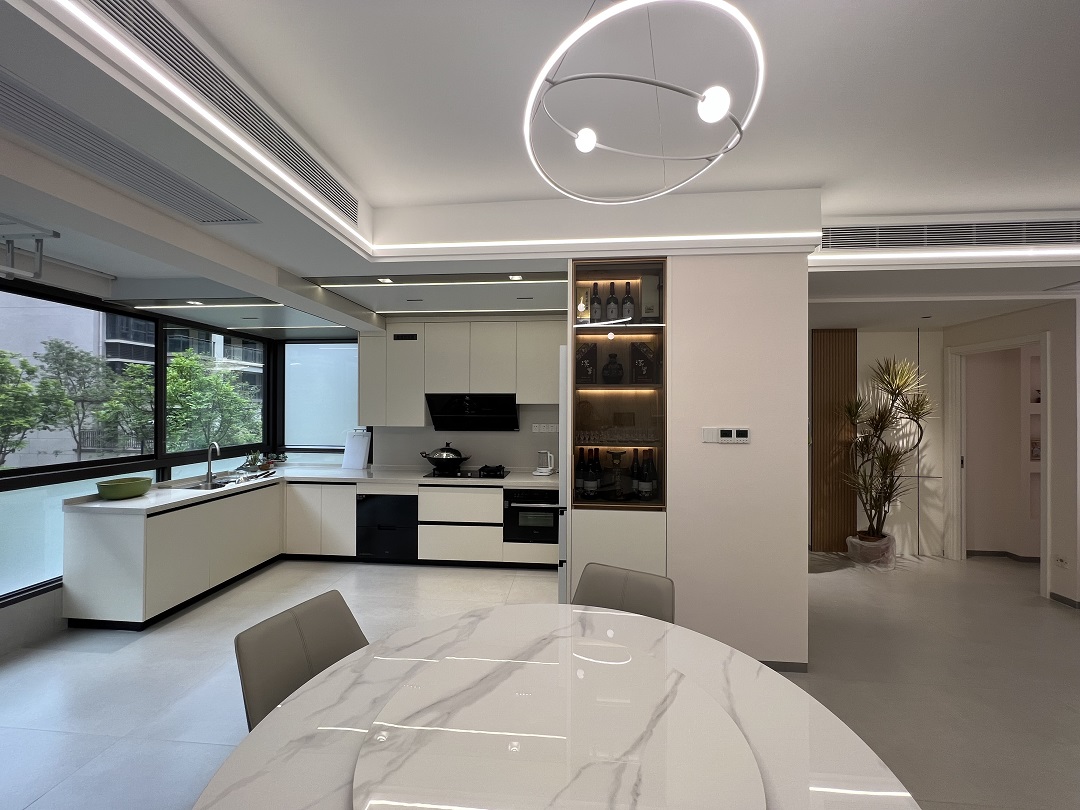 南寧二手房全拆裝修有哪些要注意？現(xiàn)代簡(jiǎn)約-餐廚