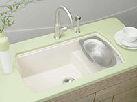 廚房水槽的材質(zhì)該怎么選，看完這篇就知道了