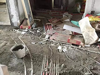 自裝，半個(gè)月沒(méi)有回來(lái)看工地，現(xiàn)在一看，我這房子還能要嗎？