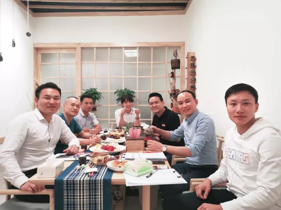 工程、材料中心管理層&ldquo;裸心會(huì)&rdquo;丨茶短情長(zhǎng)，一場(chǎng)來自心靈的對(duì)話！