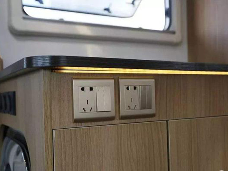 裝修一定要在這八處裝插座，不然三年后必后悔！